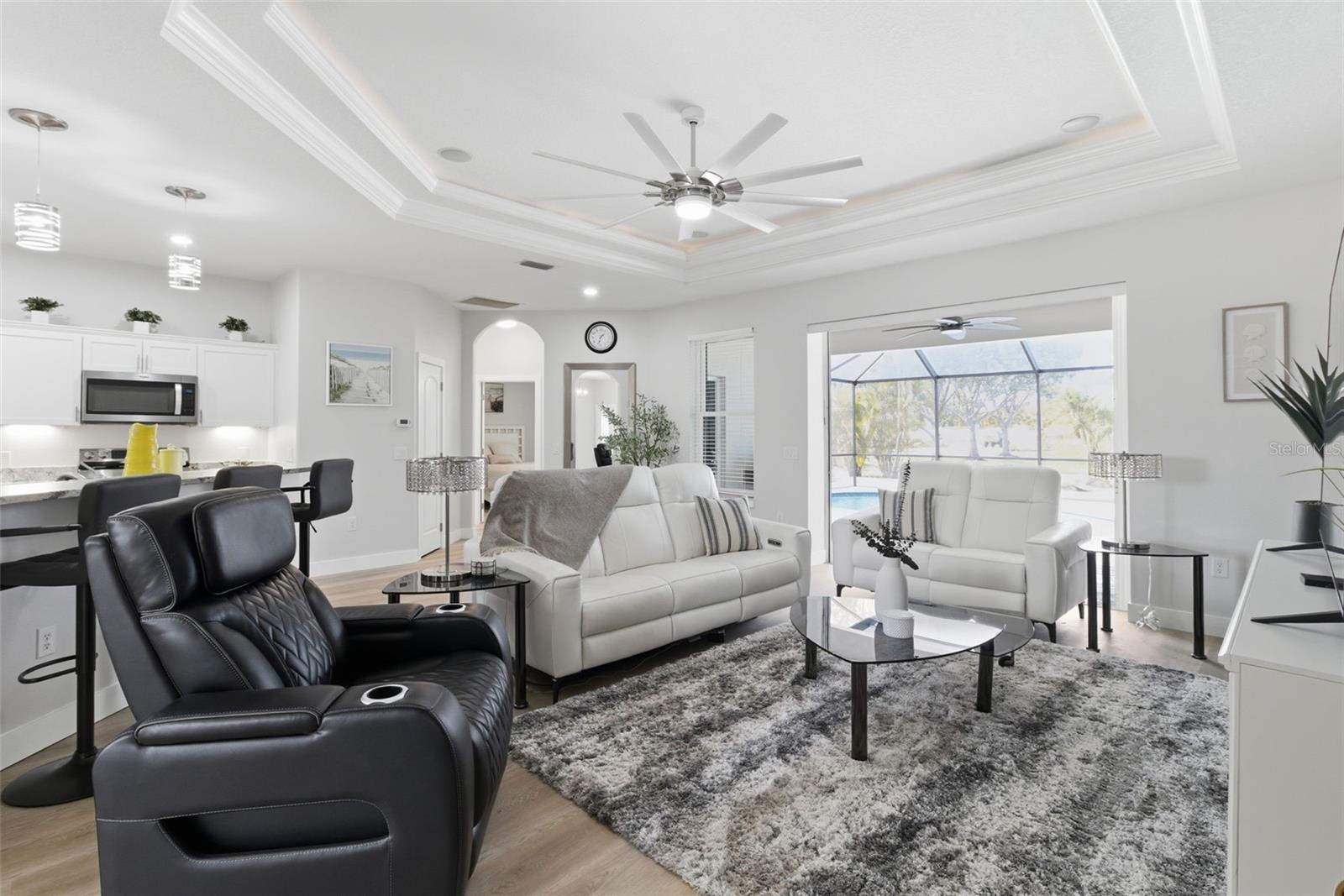 LAUREL MEADOWS - Residential