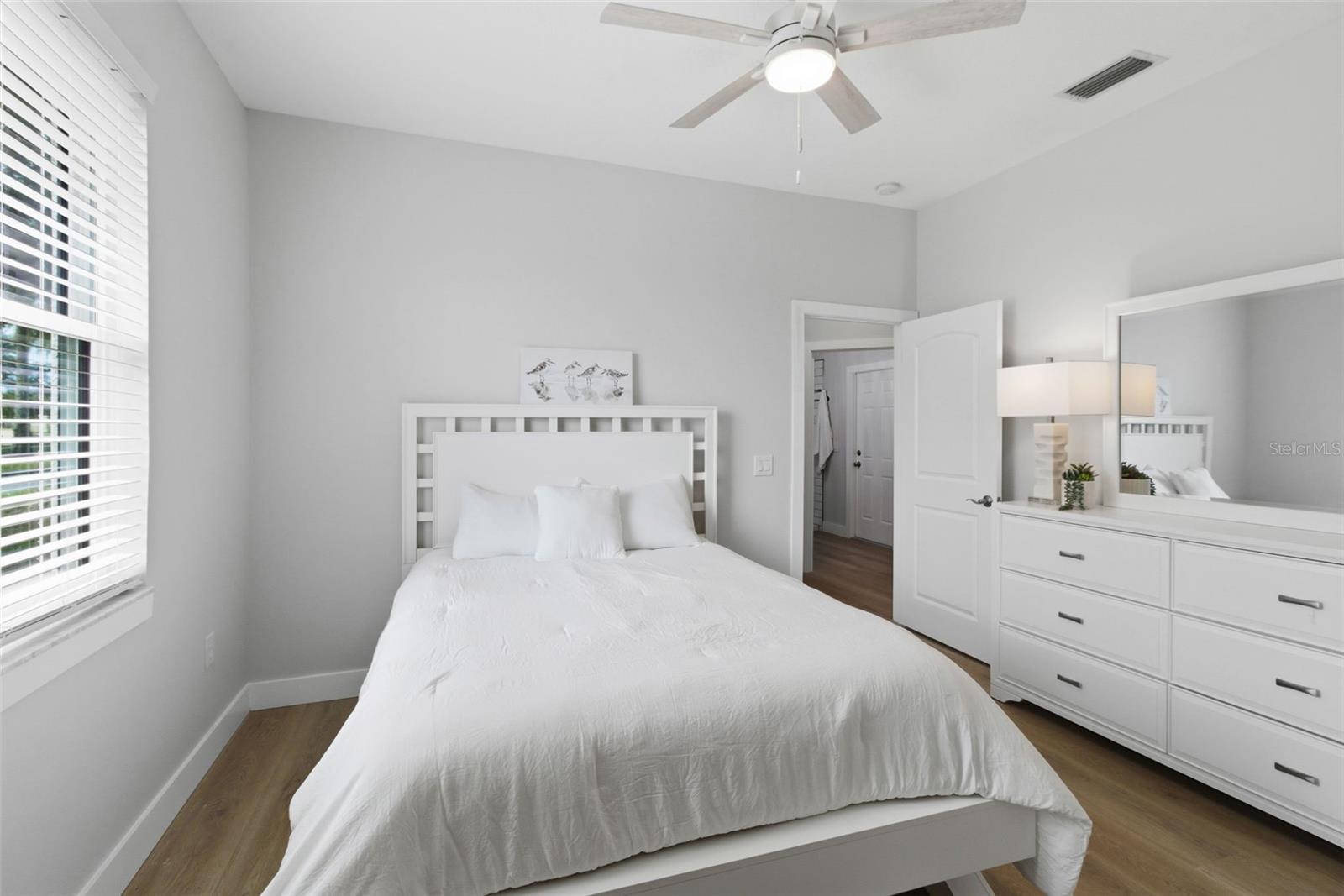 LAUREL MEADOWS - Residential