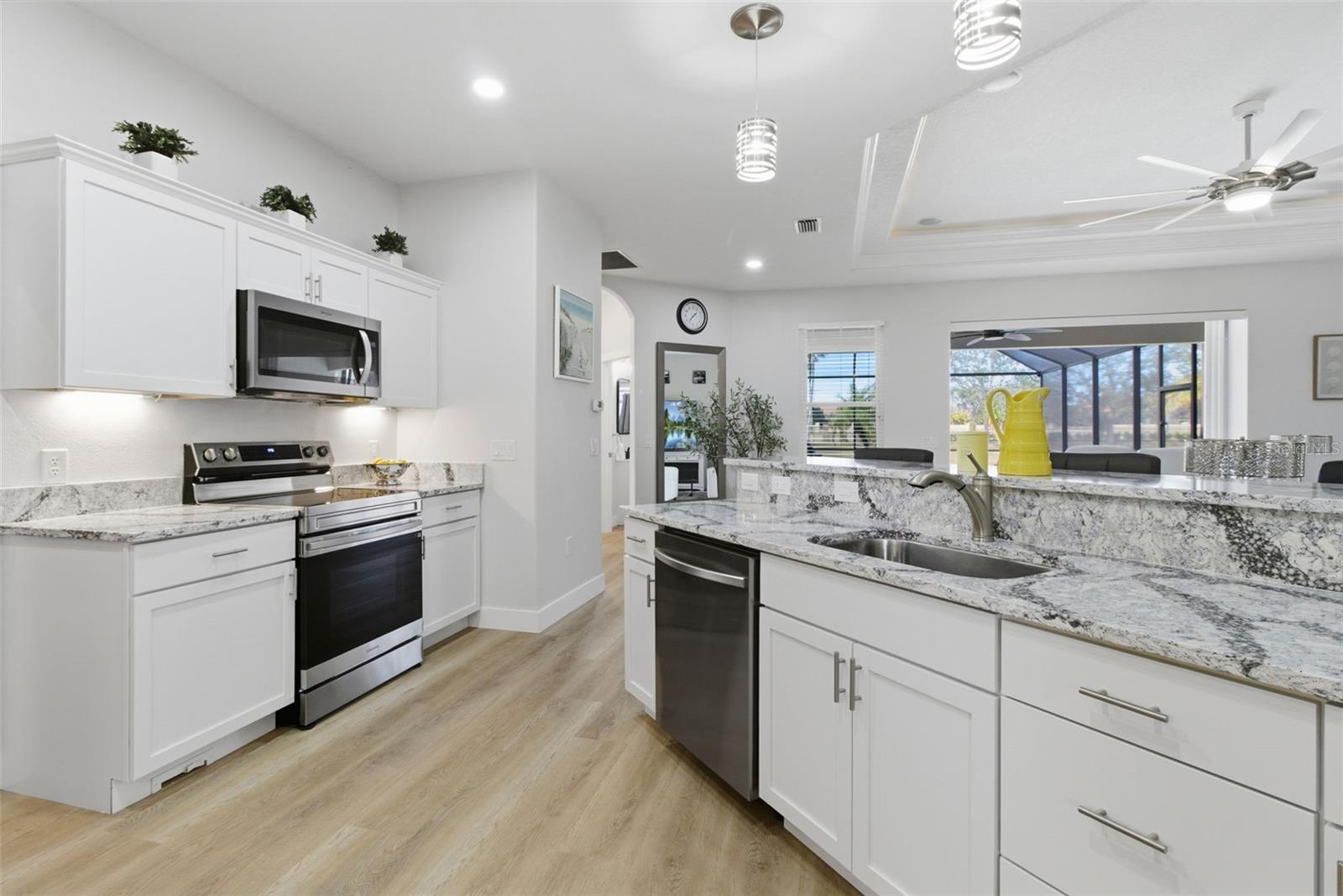 LAUREL MEADOWS - Residential