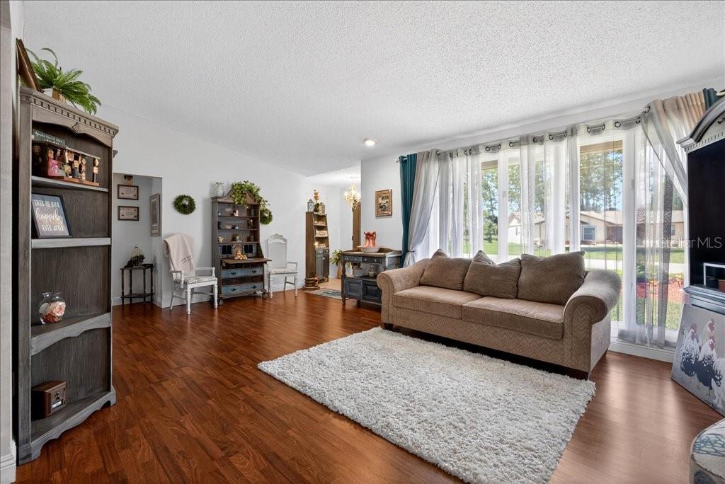 WYNNFIELD/SECTION 22 - Residential