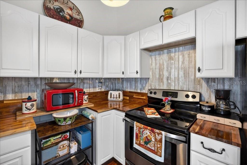 WYNNFIELD/SECTION 22 - Residential