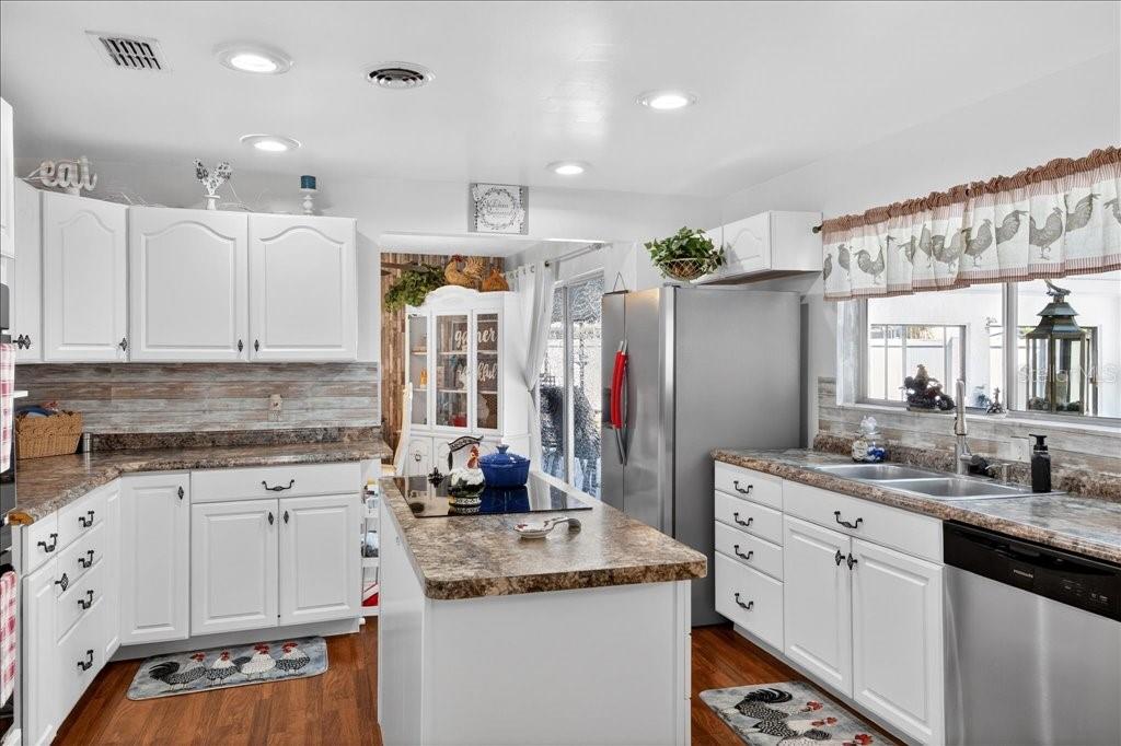 WYNNFIELD/SECTION 22 - Residential