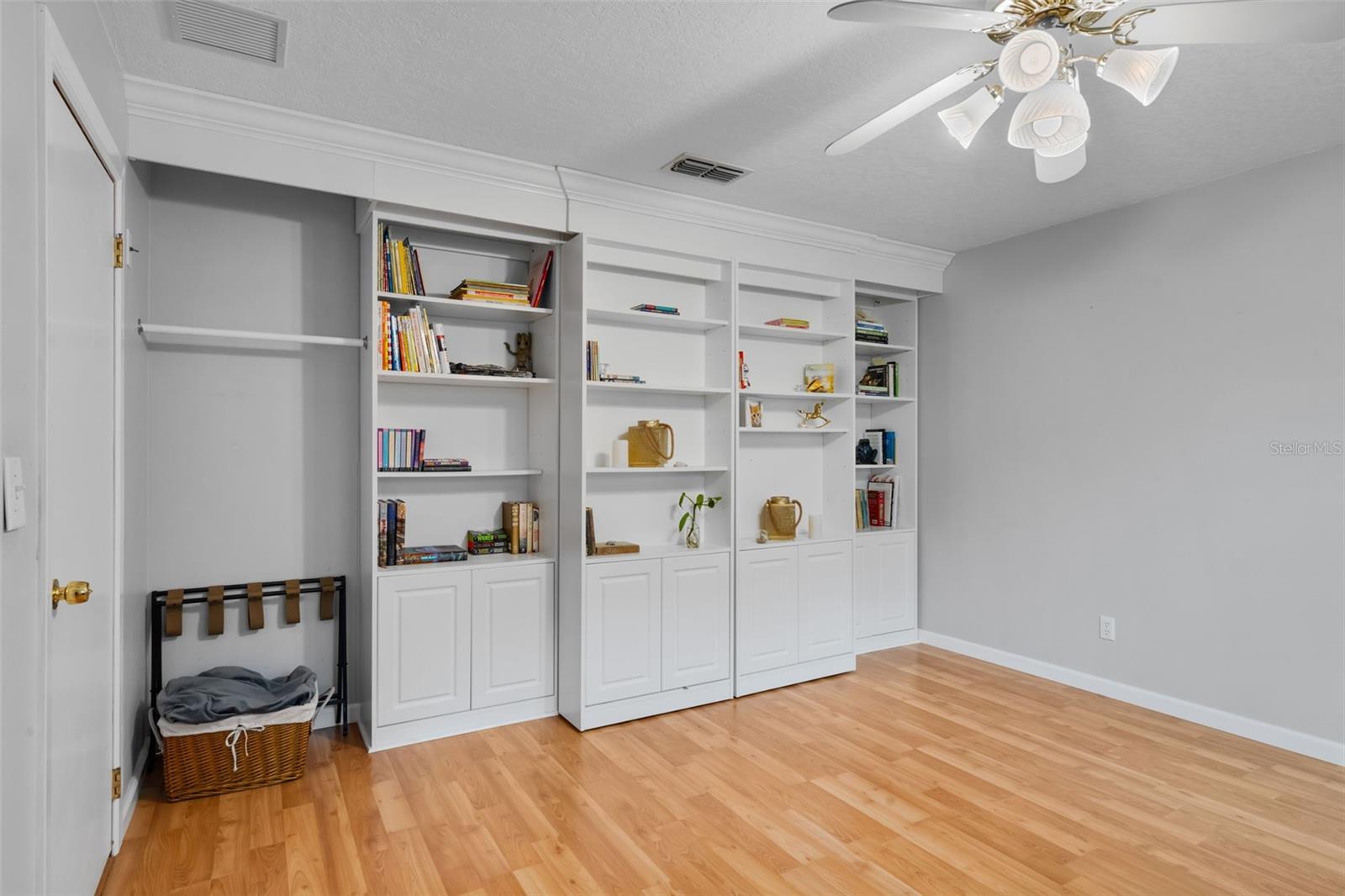 PLEASANT HILL HEIGHTS - Residential