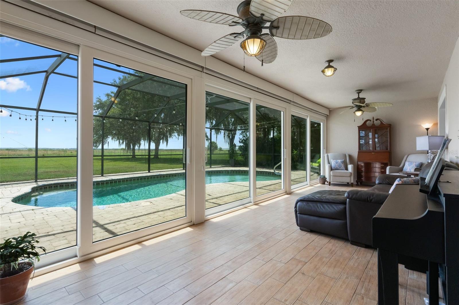 PLEASANT HILL HEIGHTS - Residential