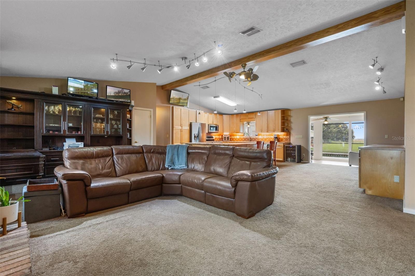 PLEASANT HILL HEIGHTS - Residential