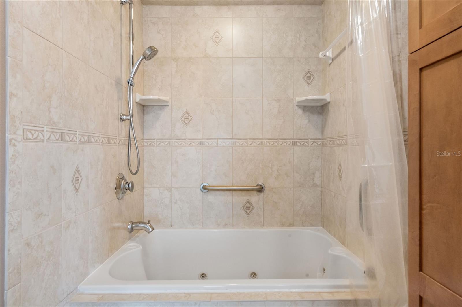 PLEASANT HILL HEIGHTS - Residential