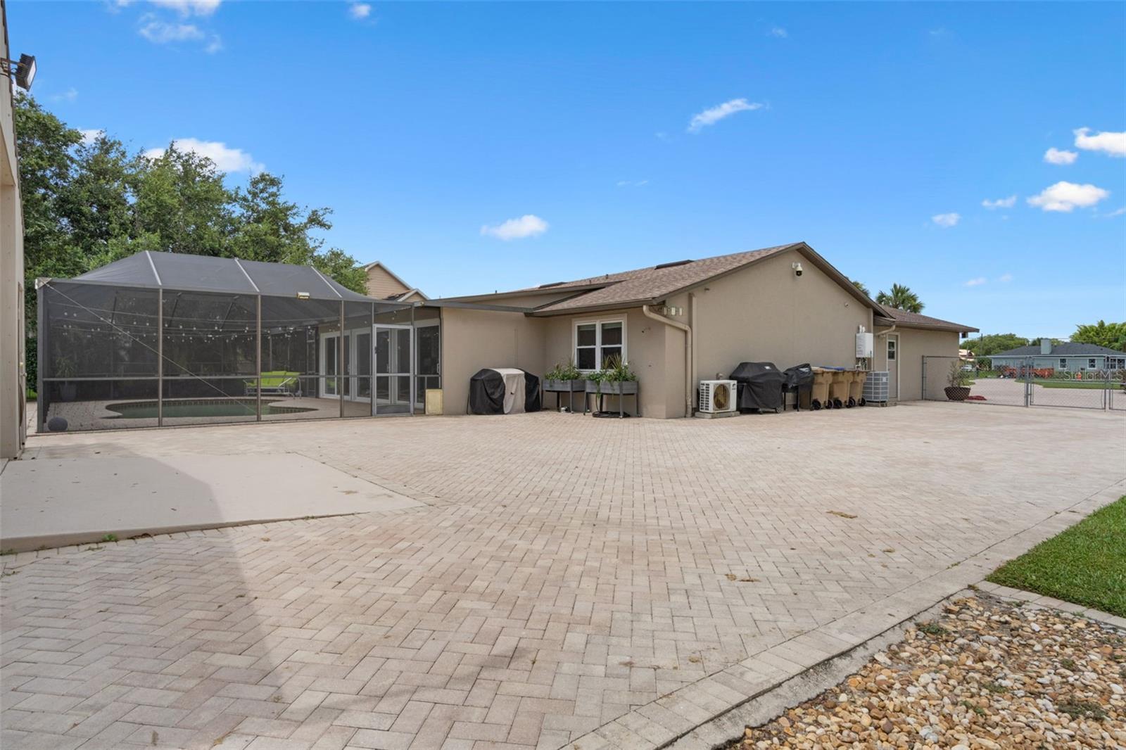 PLEASANT HILL HEIGHTS - Residential