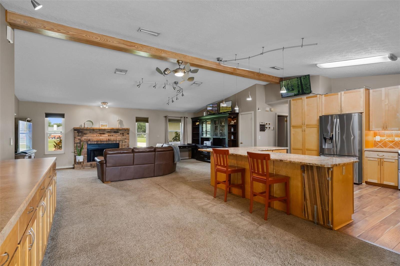 PLEASANT HILL HEIGHTS - Residential