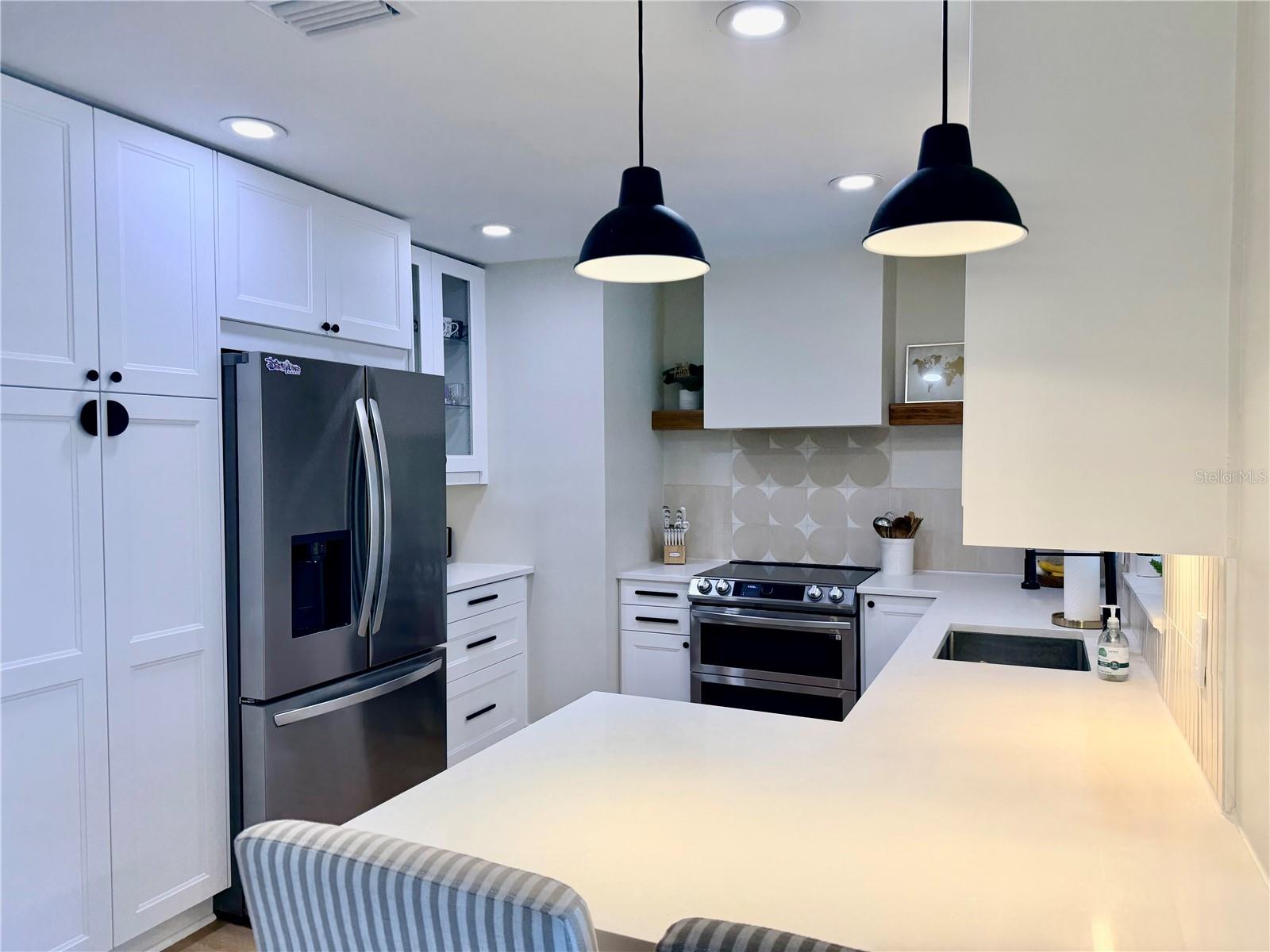 SHORE ACRES SEC 1 TWIN LAKES ADD - Residential