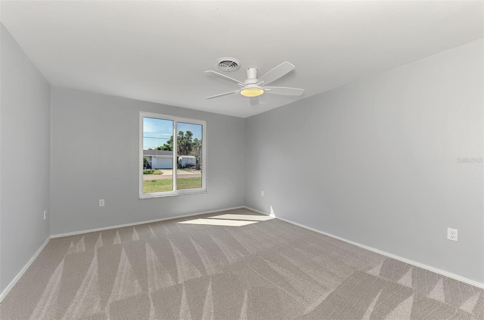 SOUTH VENICE - Residential