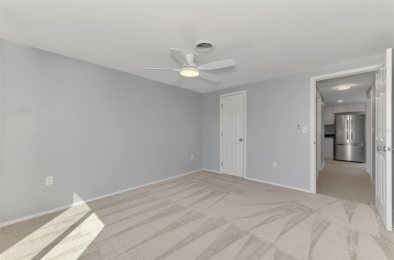 SOUTH VENICE - Residential