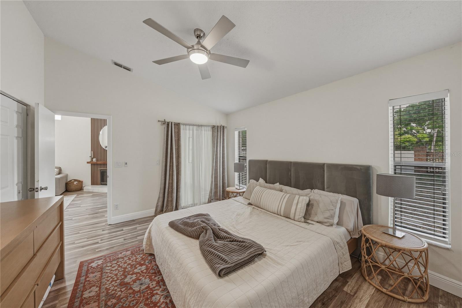 COUNTRYWAY PRCL B TRCT 1 PH - Residential