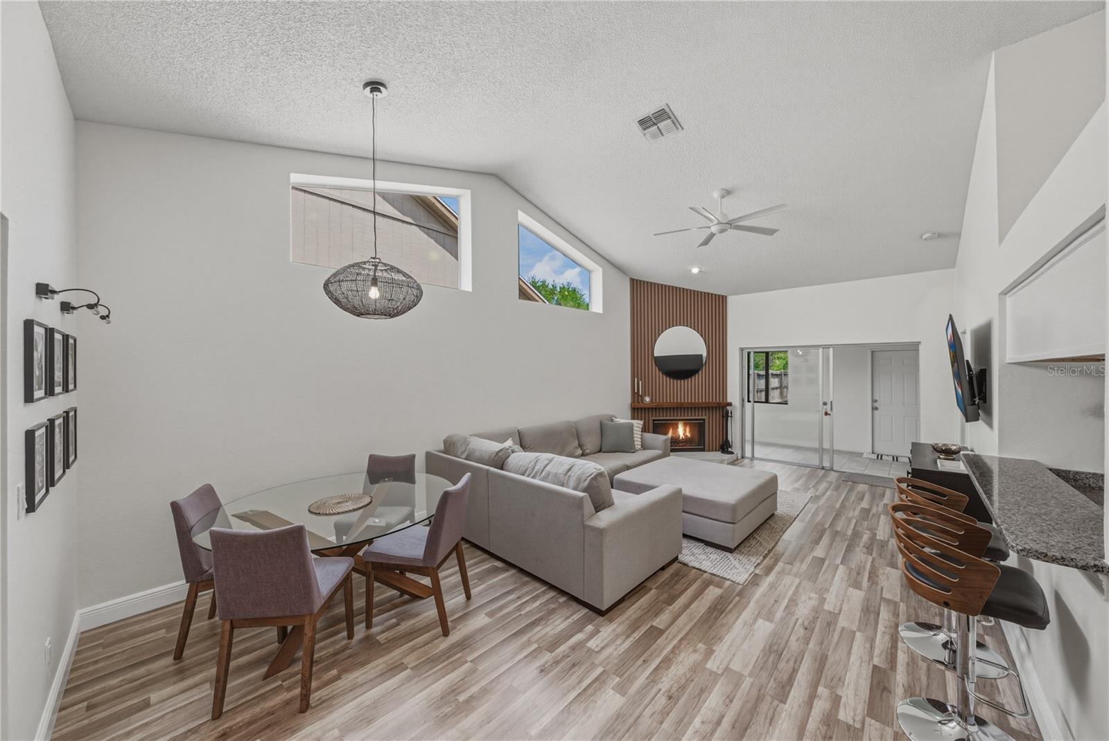 COUNTRYWAY PRCL B TRCT 1 PH - Residential