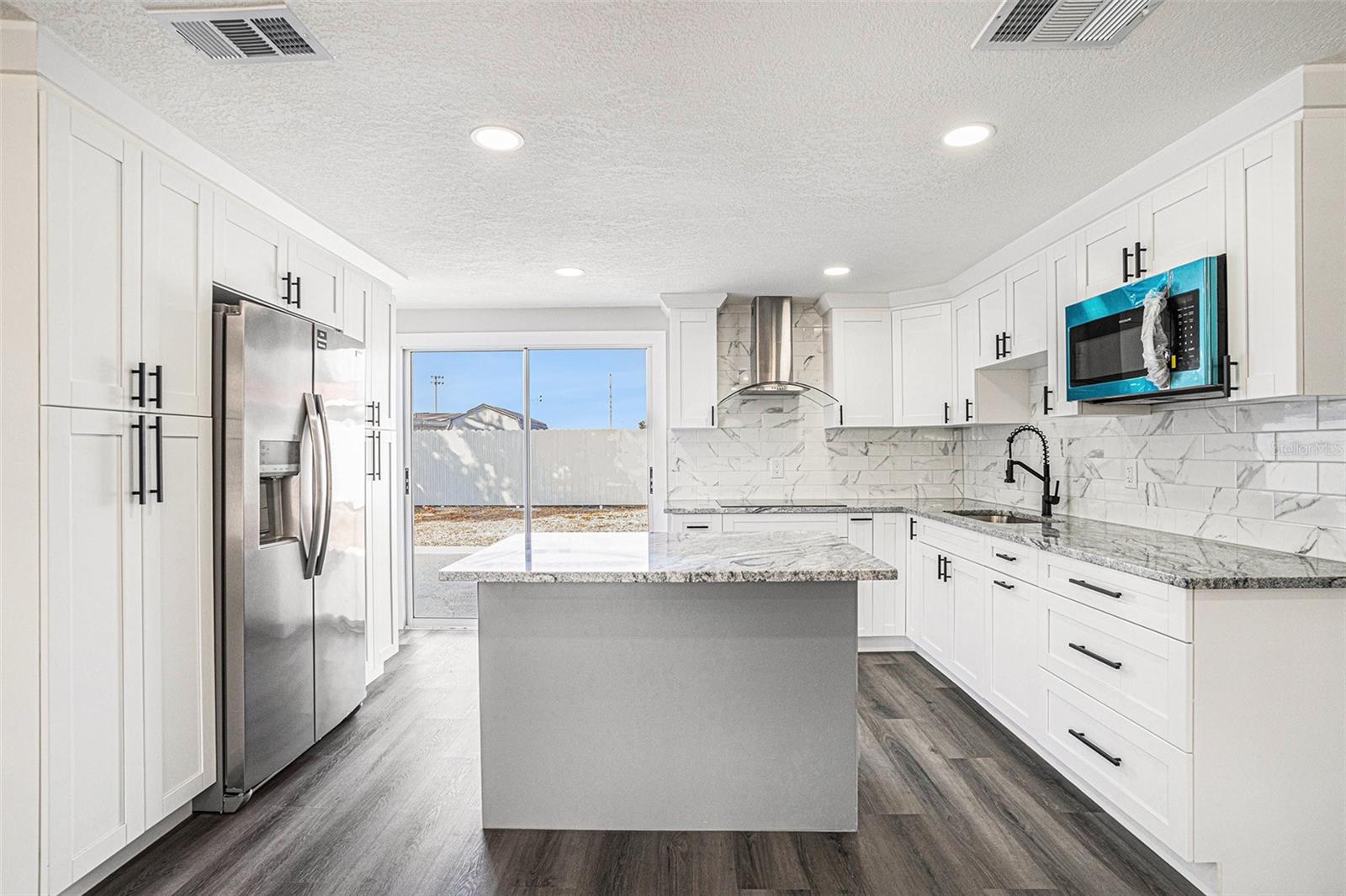 WEST PARK ESTATES UNIT 4 - Residential