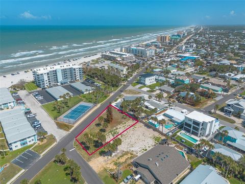 Photo of 327 Due East Street, New Smyrna Beach, FL 32169 (MLS # NS1088182)