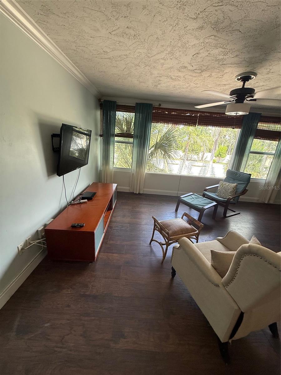 OCEAN BEACH REP - Residential Lease
