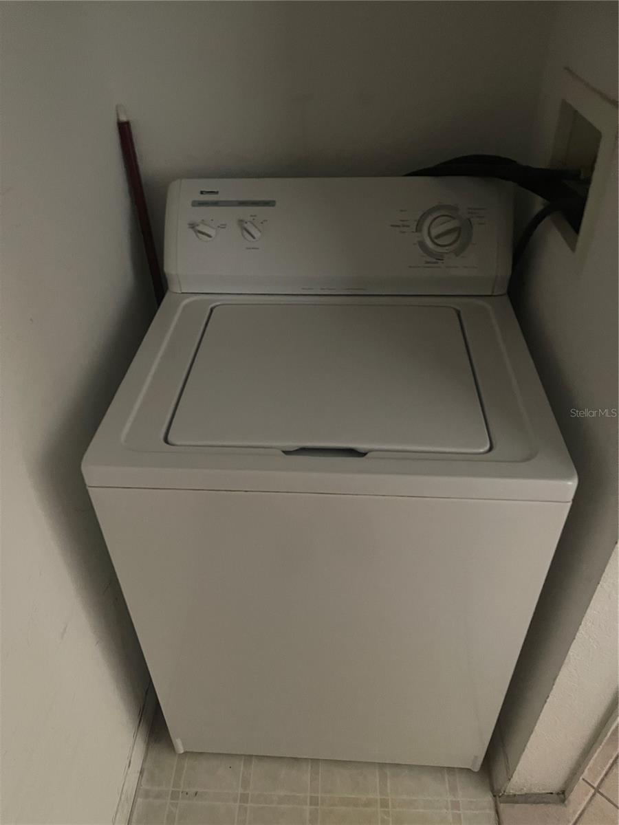 VISCONTI WEST - Residential Lease