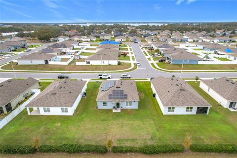 A home in AUBURNDALE