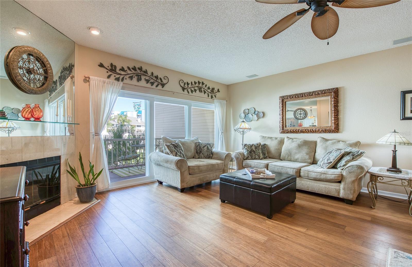 9211 CAPTIVA CIRCLE