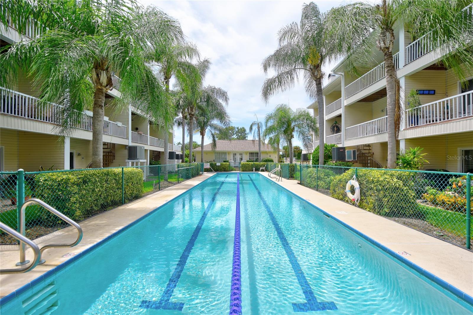 CAPTIVA CAY TWNHMS - Residential