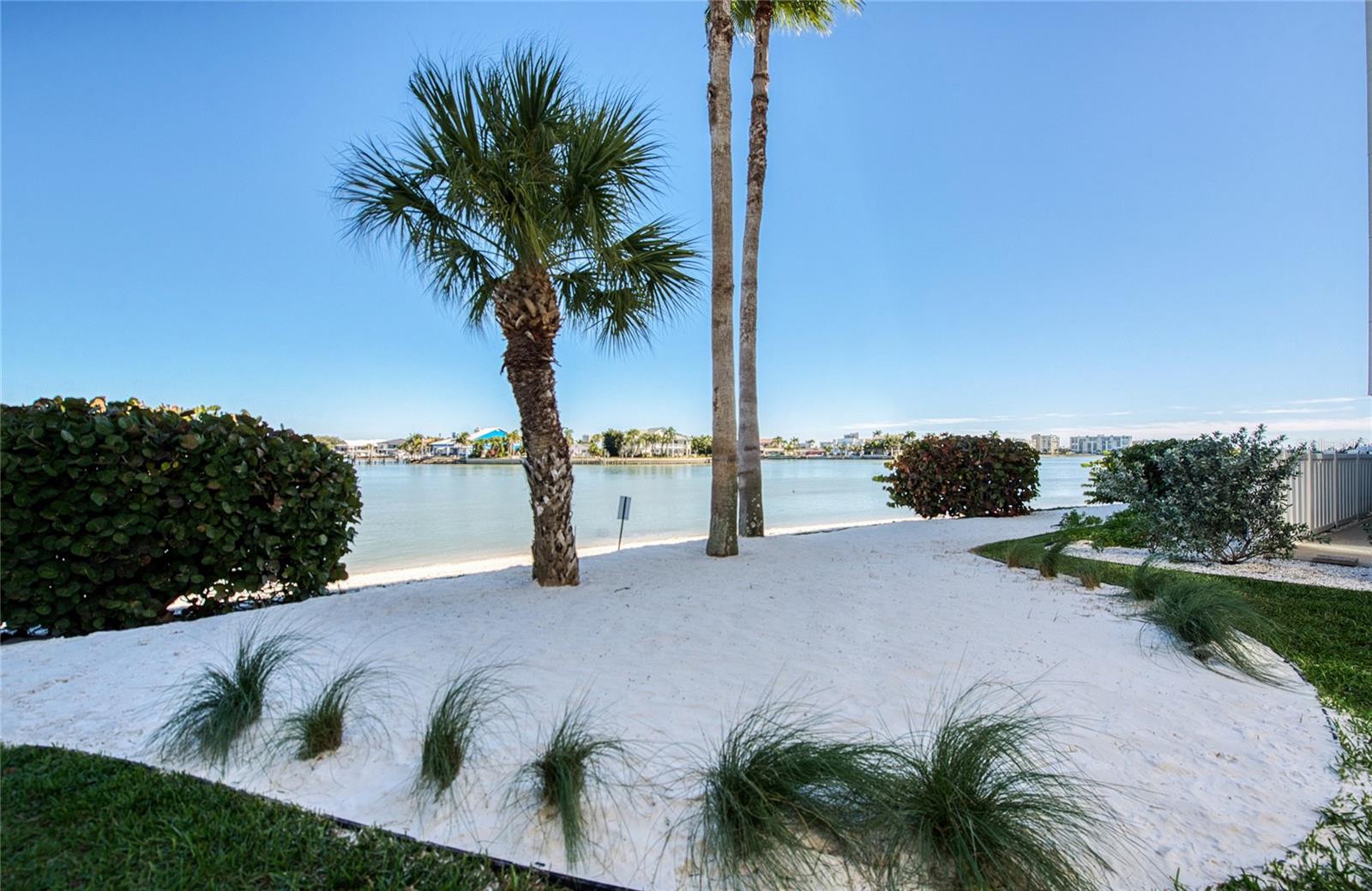CAPTIVA CAY TWNHMS - Residential