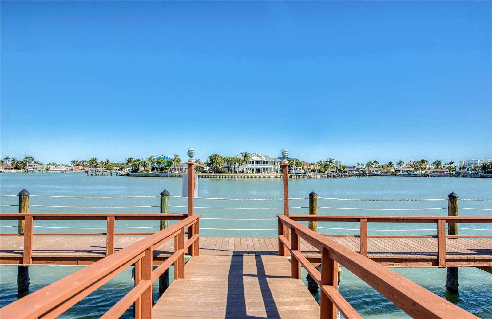 CAPTIVA CAY TWNHMS - Residential