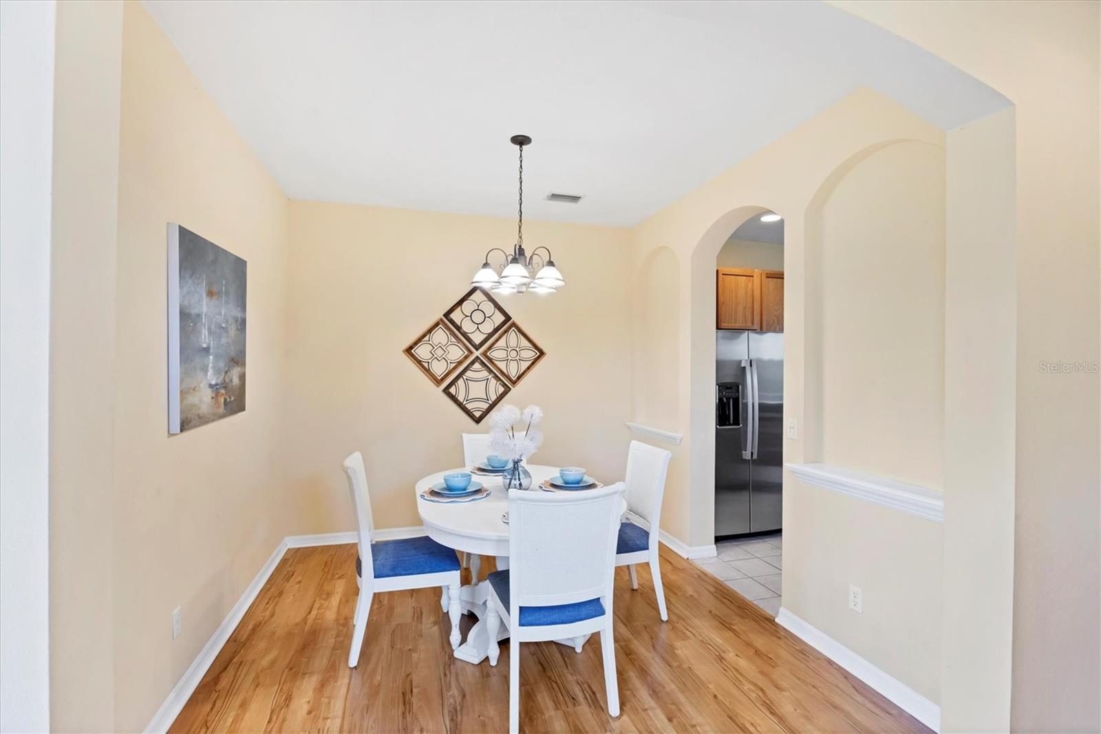 TOWNS AT LAKESIDE - Residential