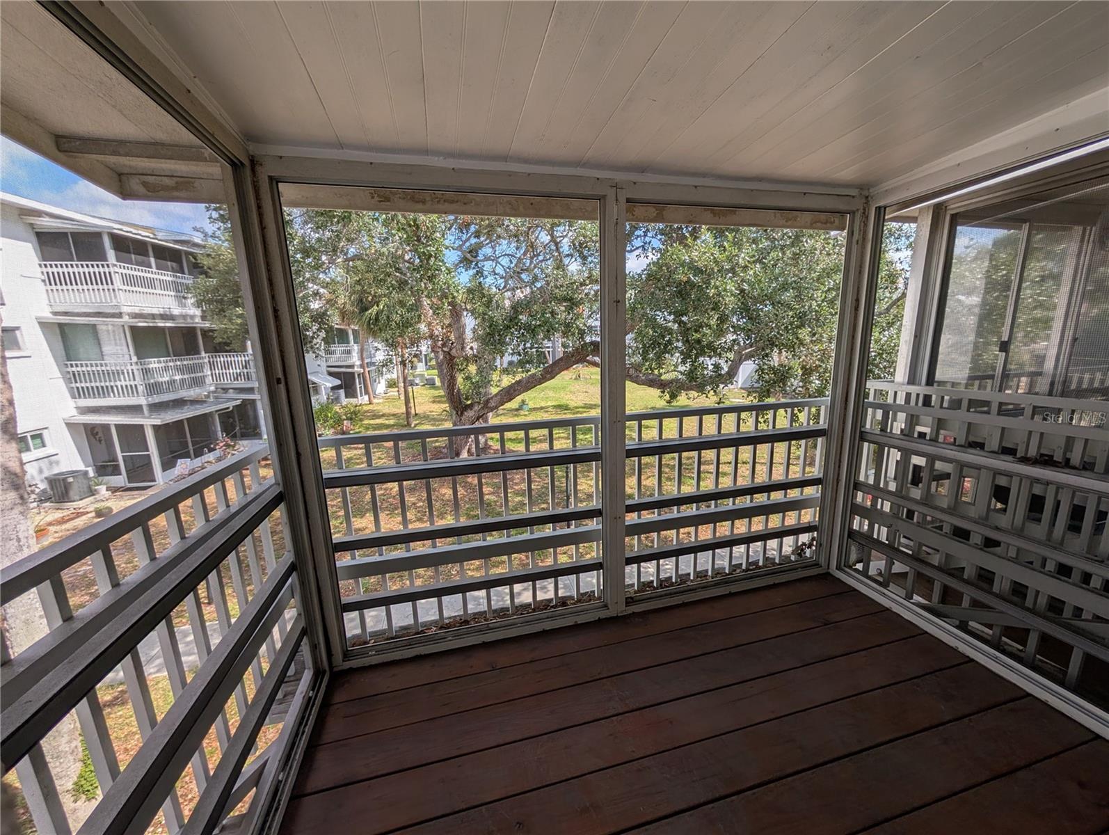 BAYSHORE GARDENS APTS 6 - Residential