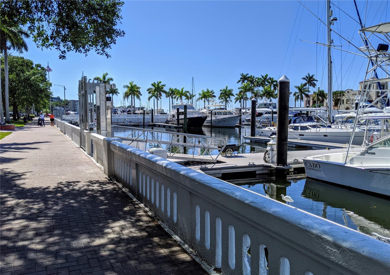 BAYSHORE GARDENS APTS 6 - Residential