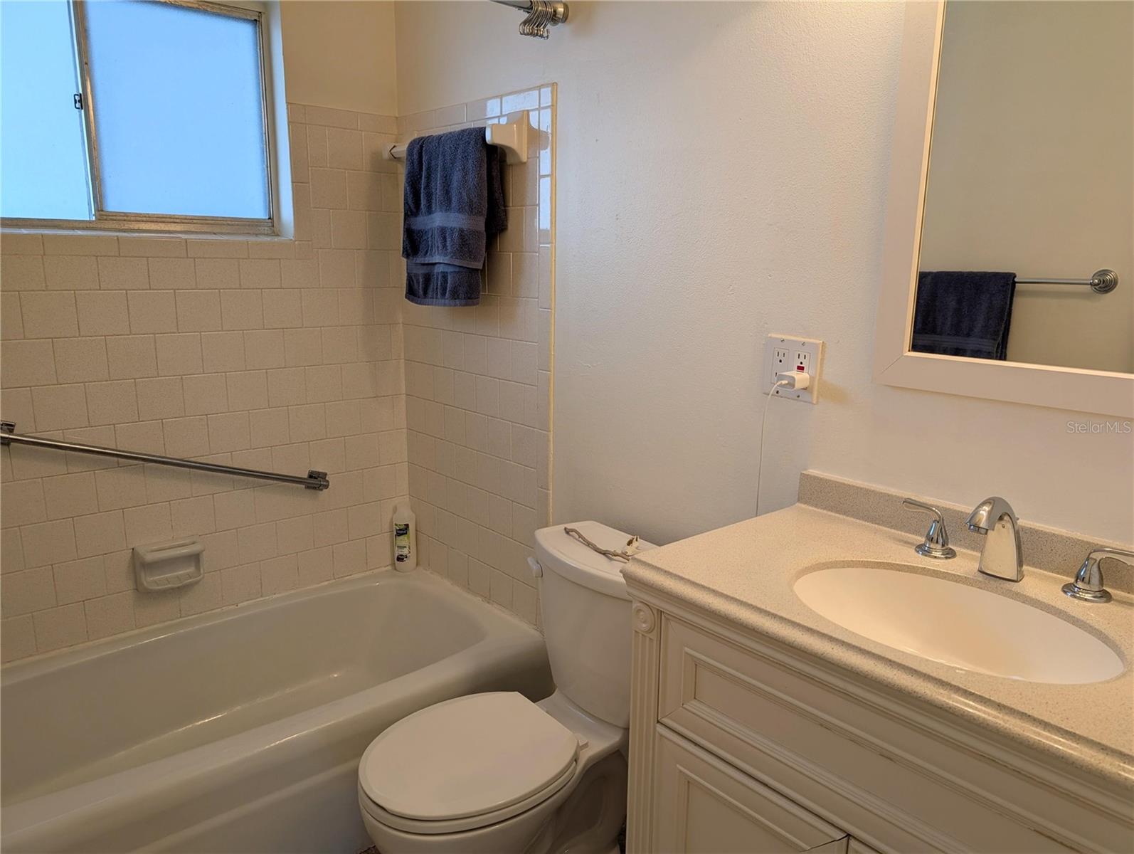 BAYSHORE GARDENS APTS 6 - Residential