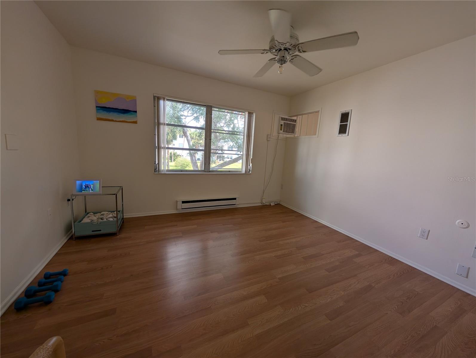 BAYSHORE GARDENS APTS 6 - Residential