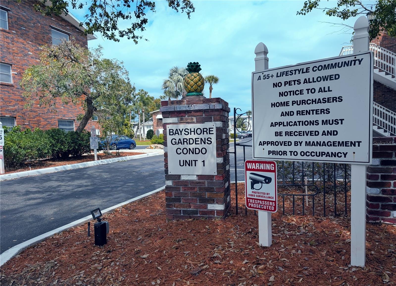 BAYSHORE GARDENS APTS 6 - Residential