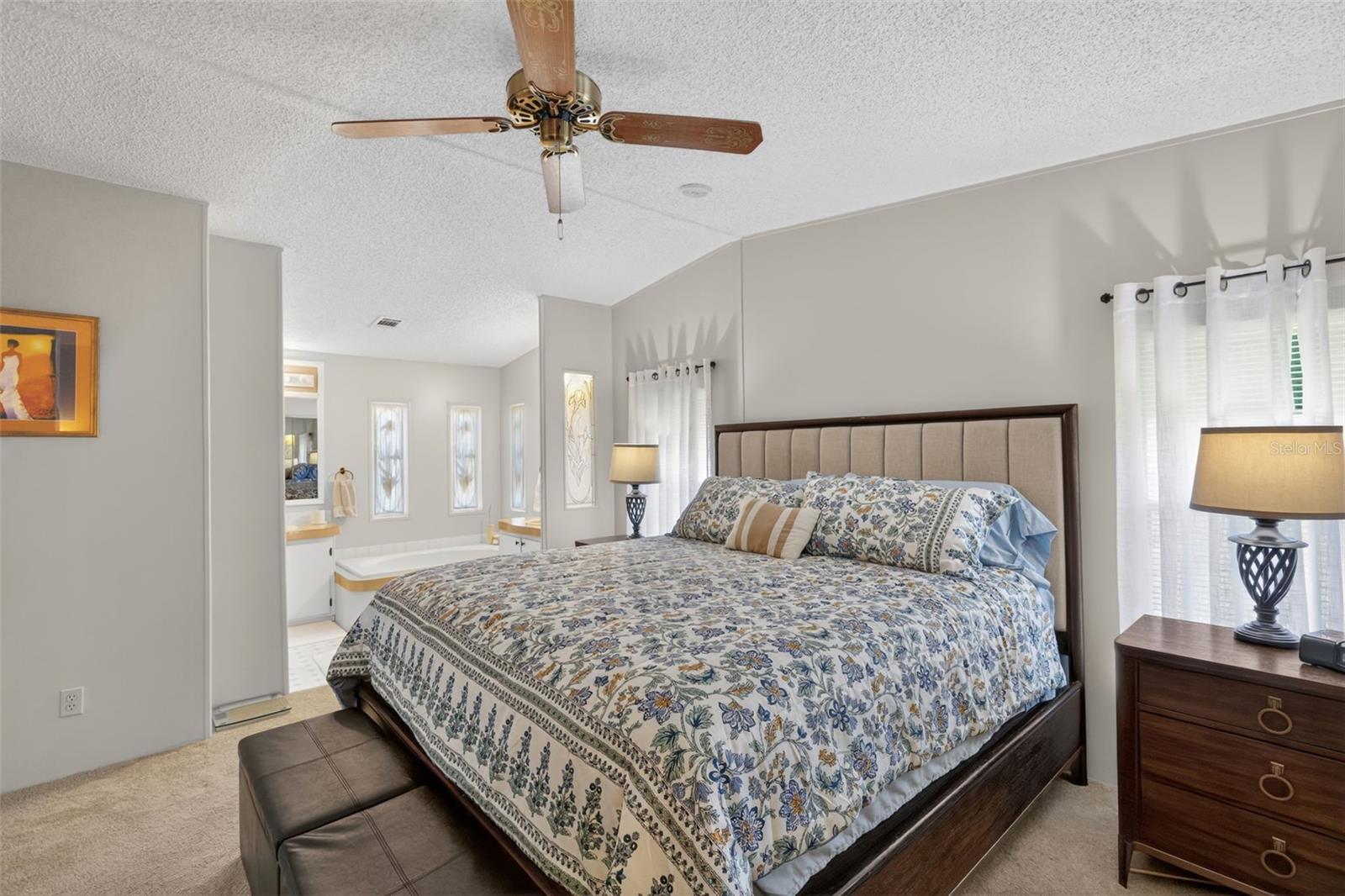 LA CASA MHP CO-OP - Residential