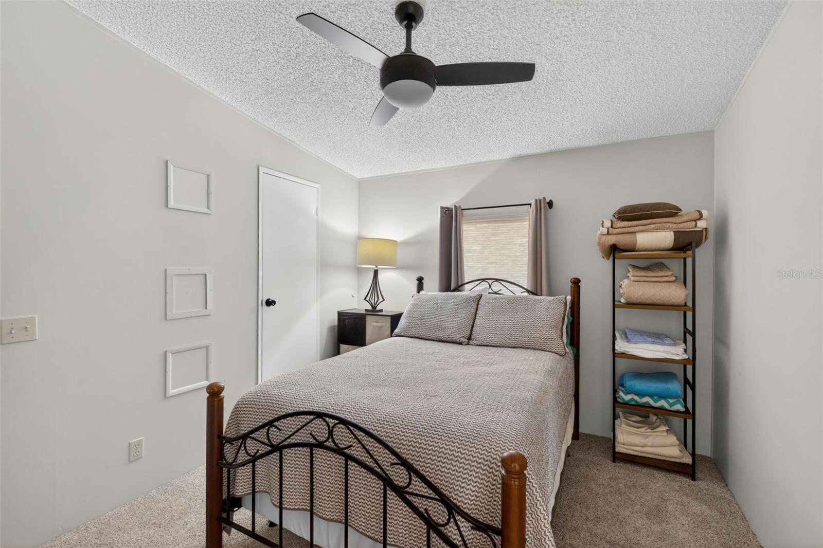 LA CASA MHP CO-OP - Residential