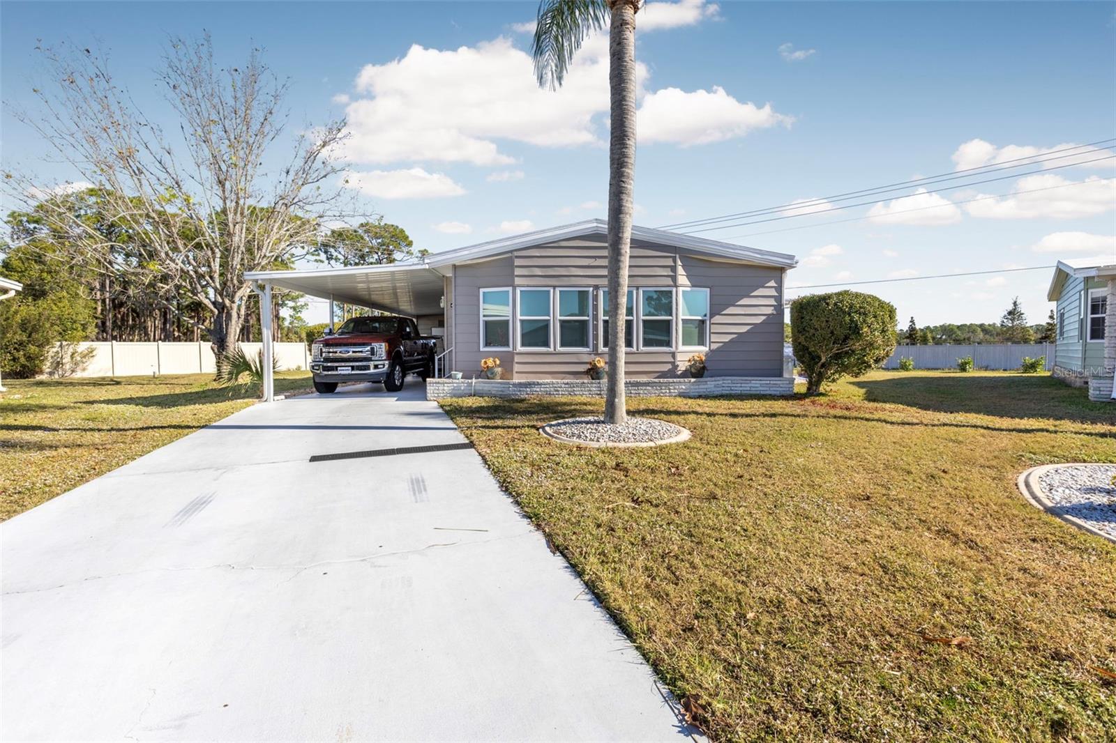 LA CASA MHP CO-OP - Residential