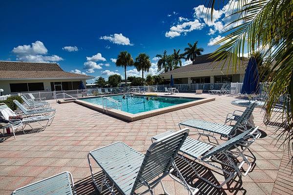 LA CASA MHP CO-OP - Residential