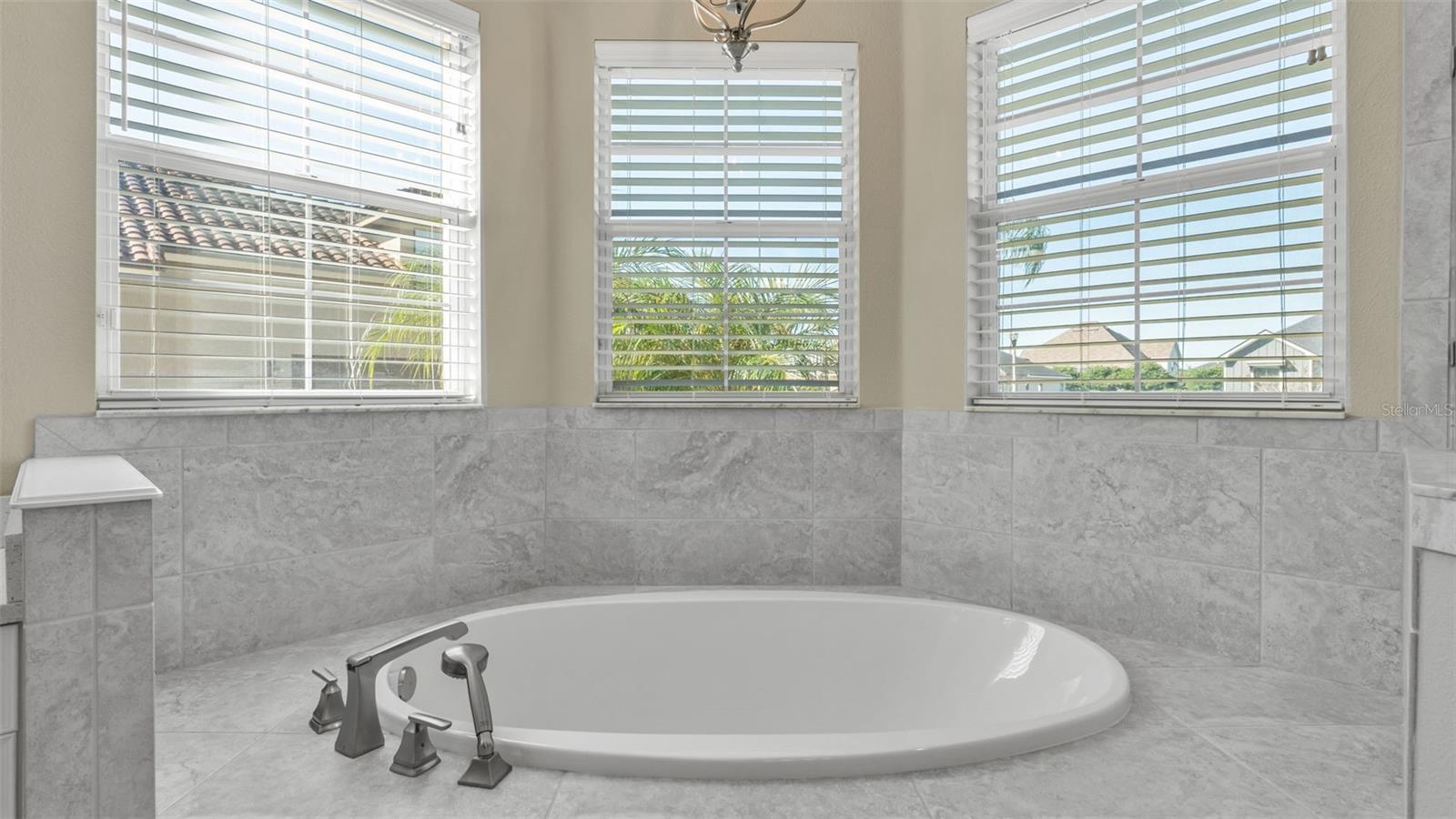 HALLAM PRESERVE EAST - Residential