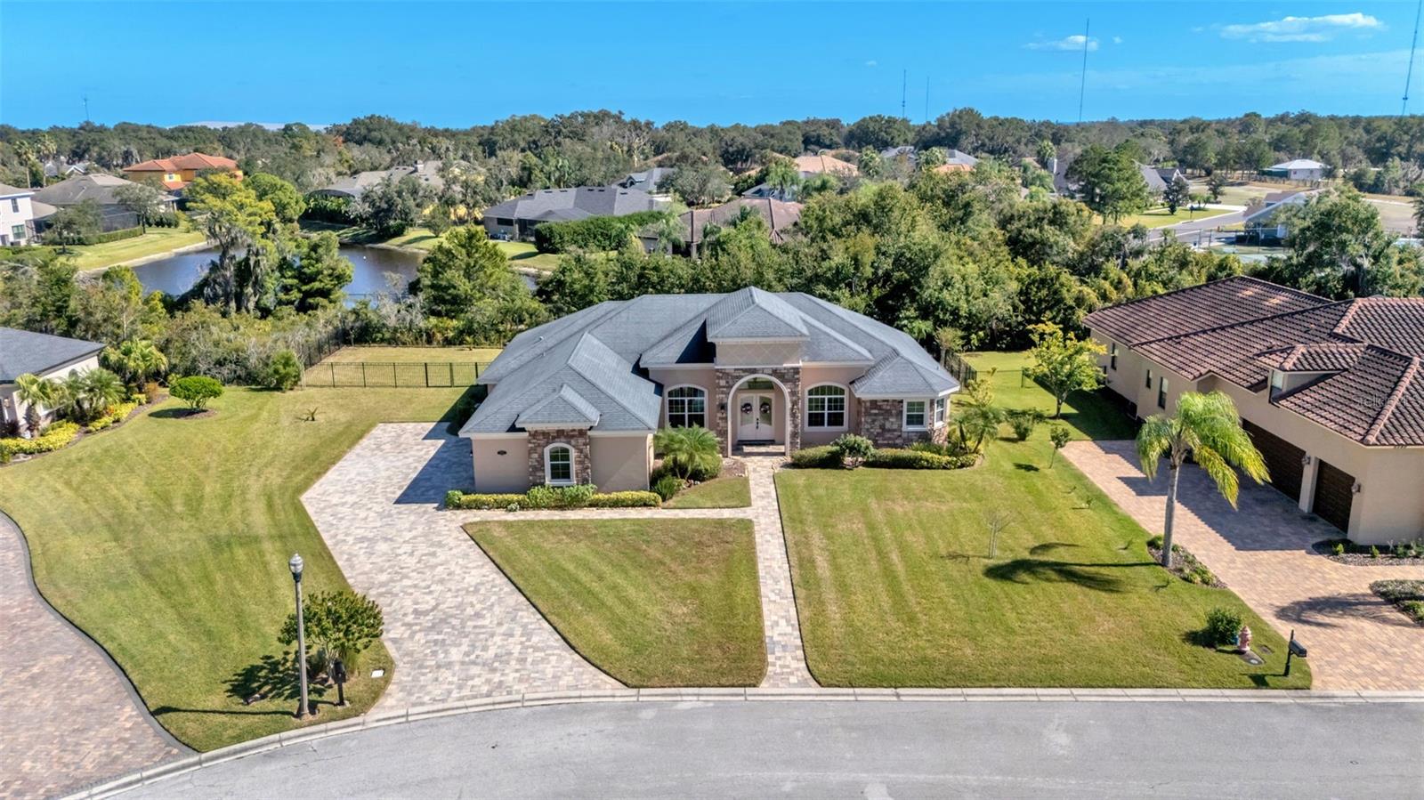 HALLAM PRESERVE EAST - Residential