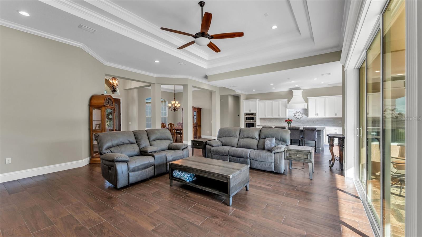 HALLAM PRESERVE EAST - Residential