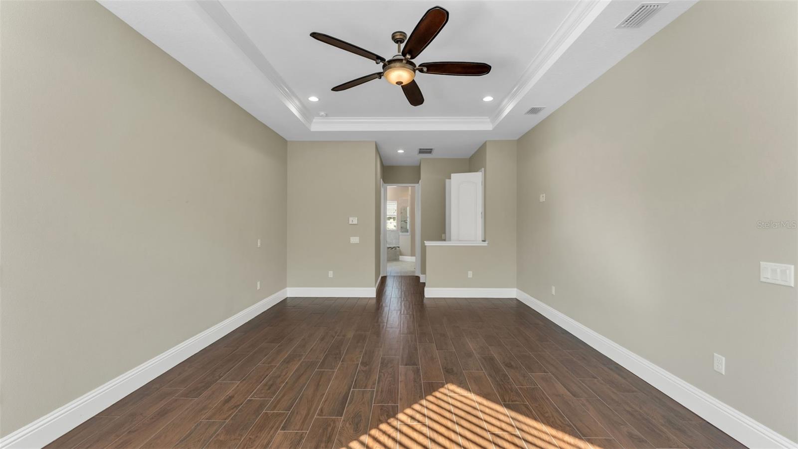 HALLAM PRESERVE EAST - Residential