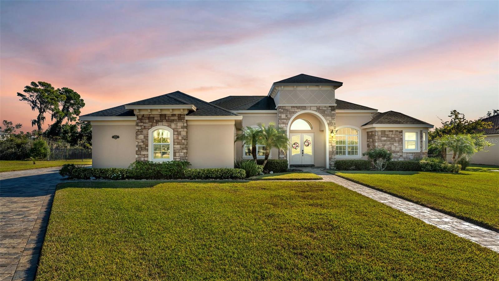 HALLAM PRESERVE EAST - Residential