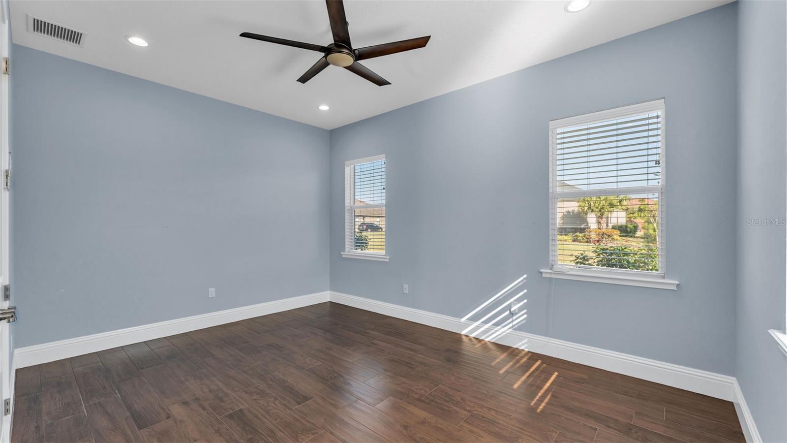 HALLAM PRESERVE EAST - Residential