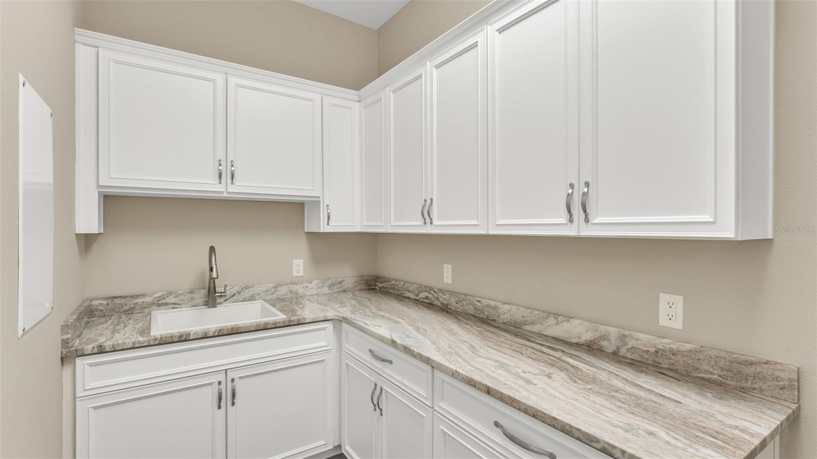 HALLAM PRESERVE EAST - Residential