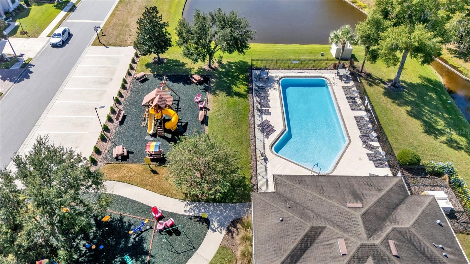 HALLAM PRESERVE EAST - Residential