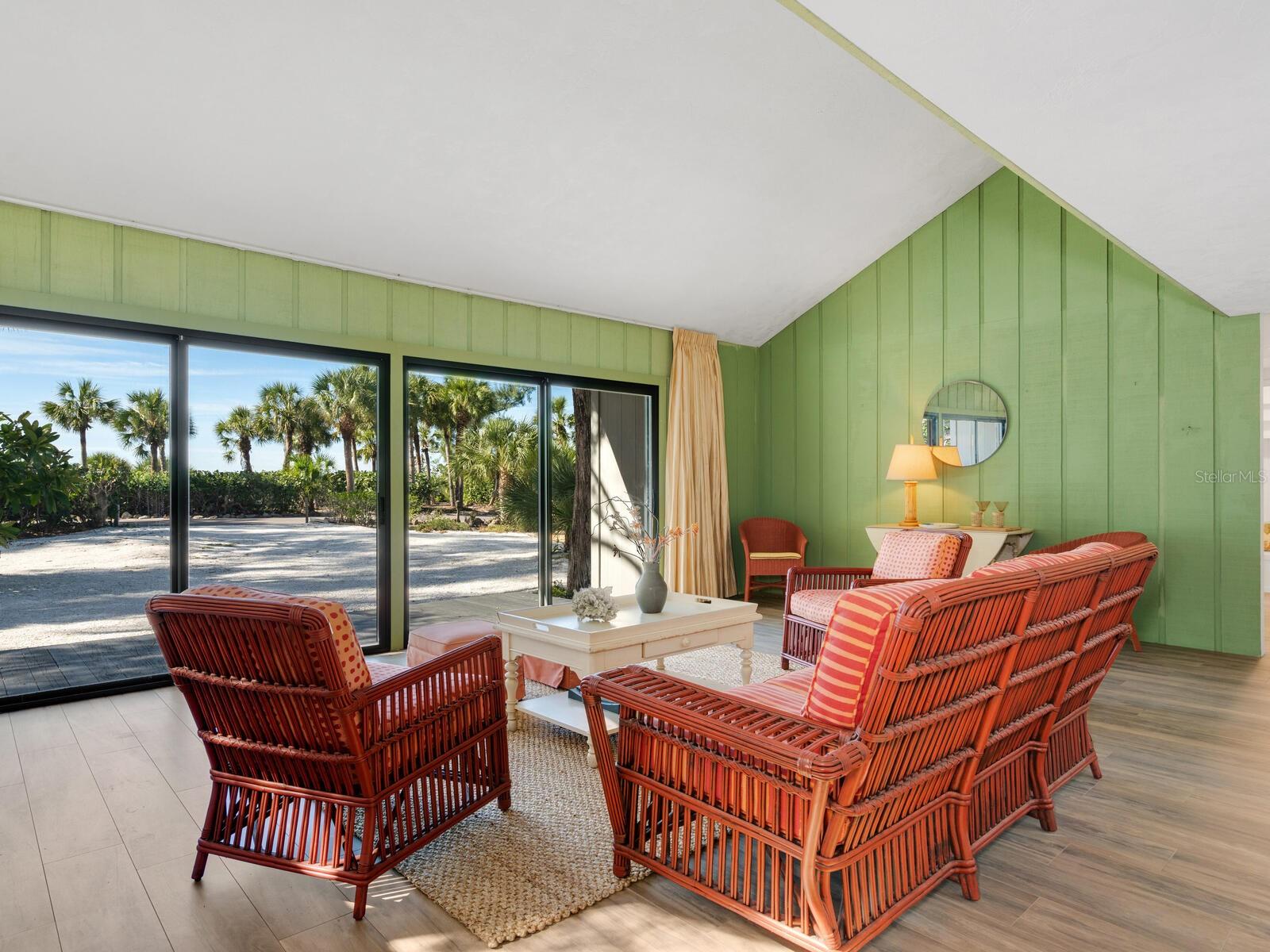 CASEY KEY - Residential