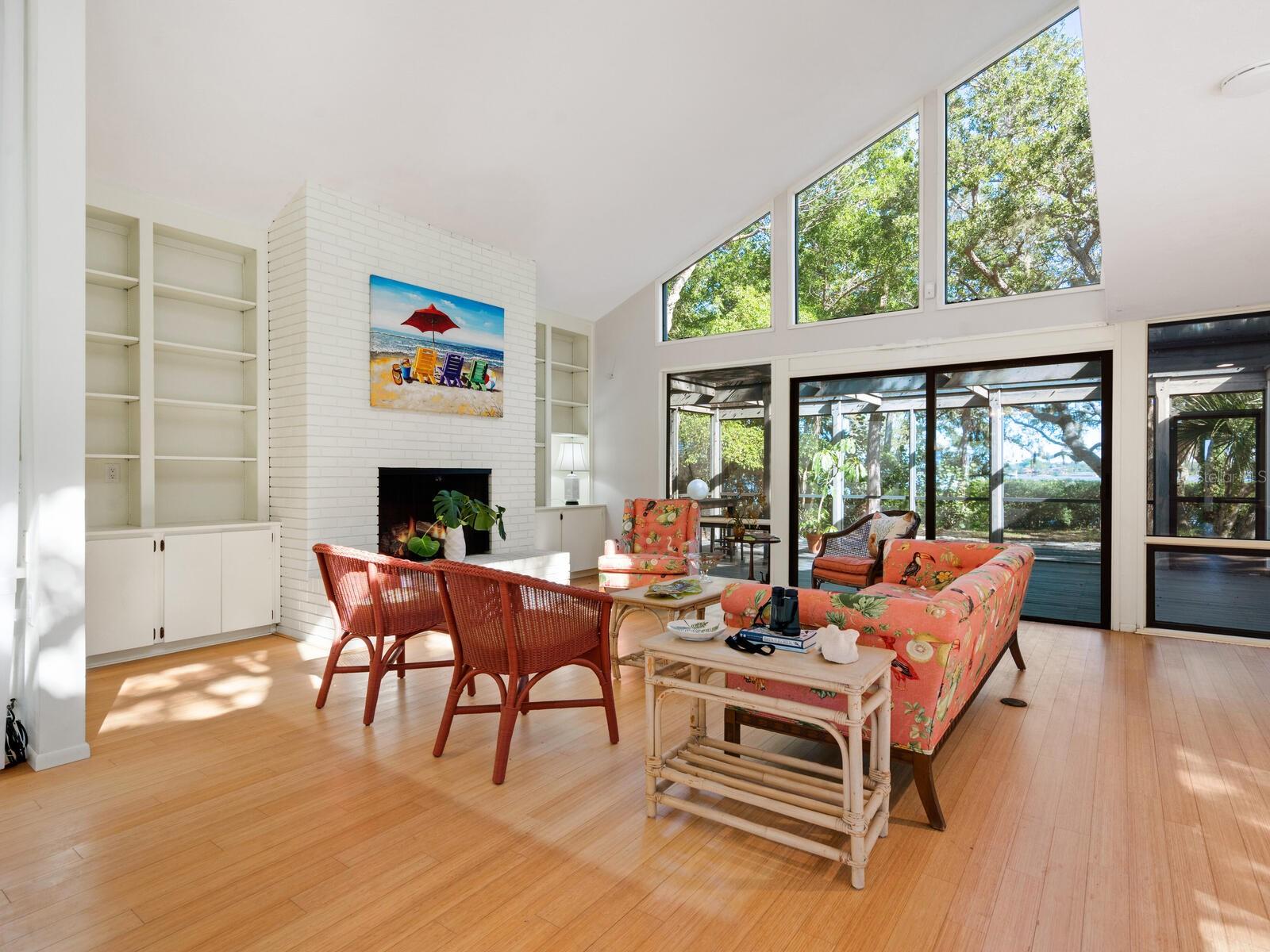 CASEY KEY - Residential