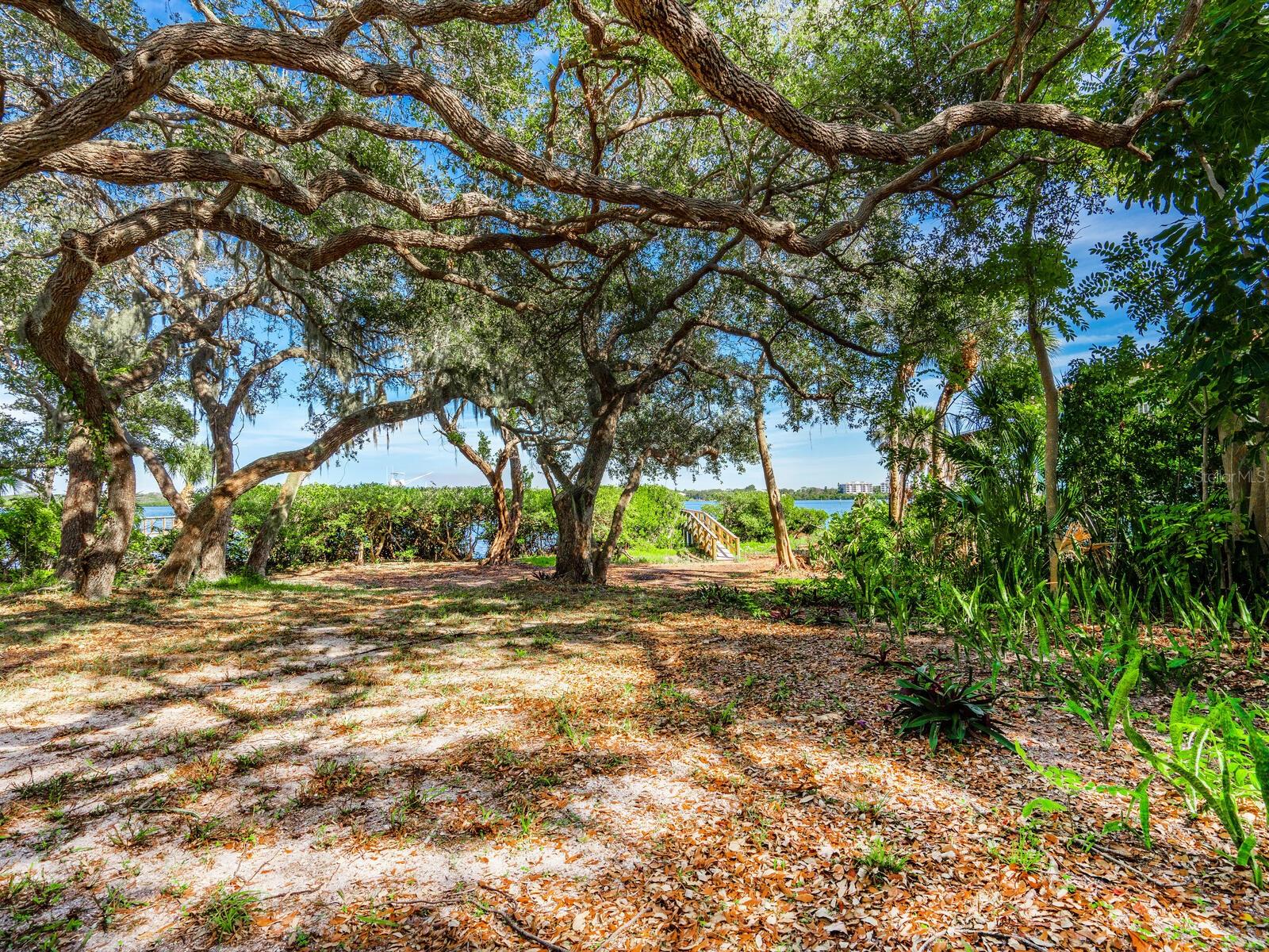 CASEY KEY - Residential