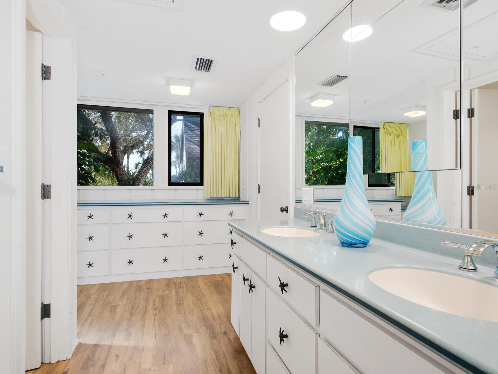 CASEY KEY - Residential