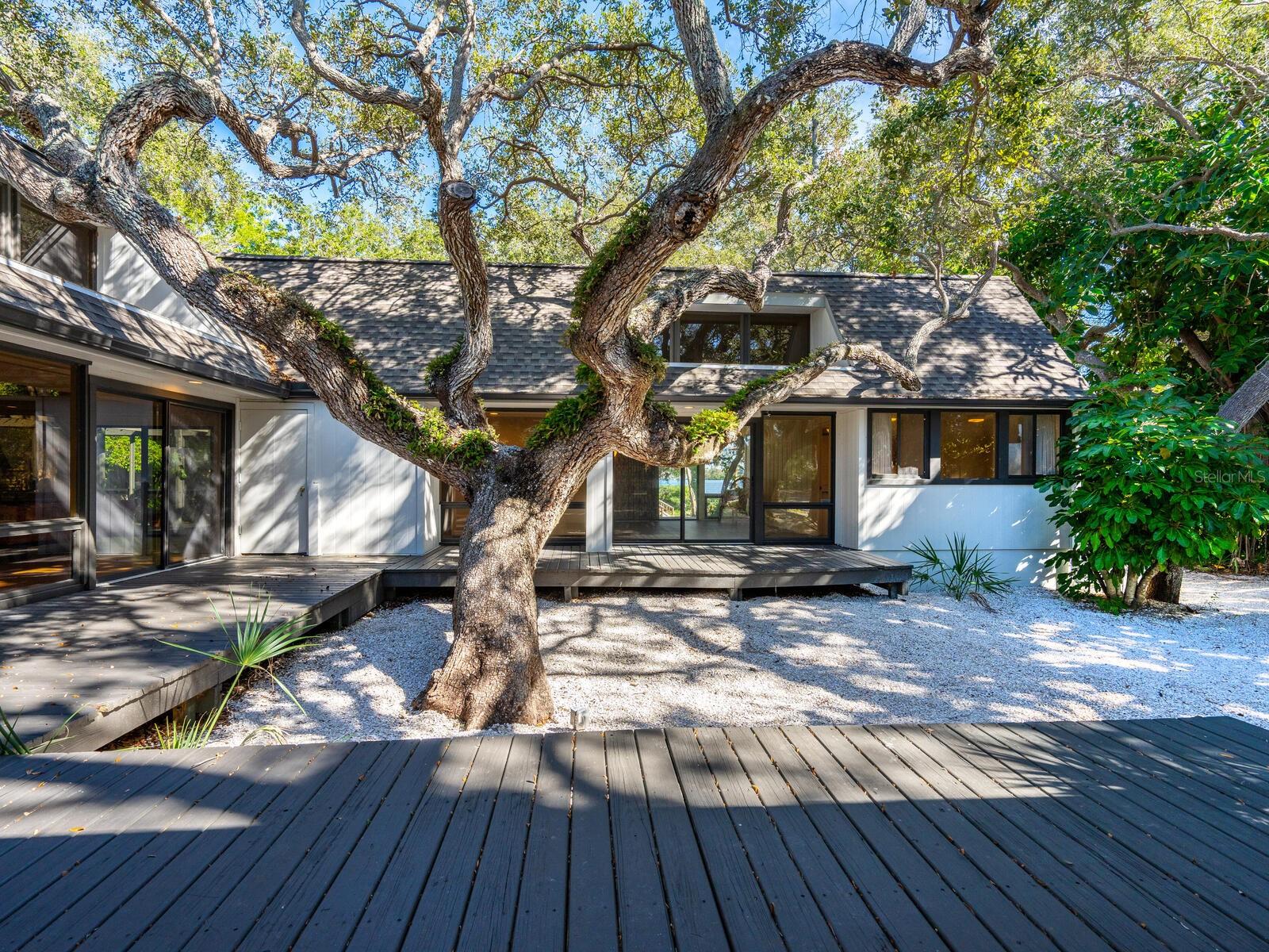 CASEY KEY - Residential