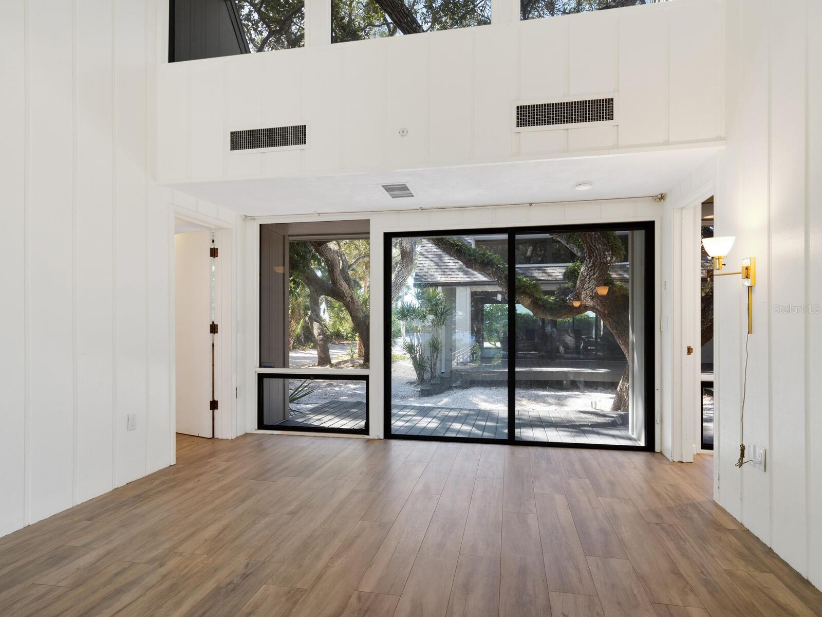 CASEY KEY - Residential